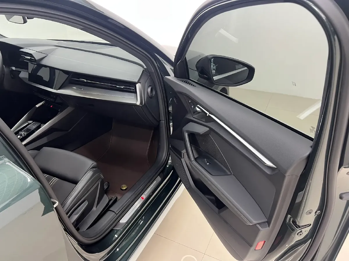 2022 Audi A3 1.4T 150HP L4 7DCT,autocango,china used car exporter,china ev exporter,chinese used car exporter,chinese used ev exporter