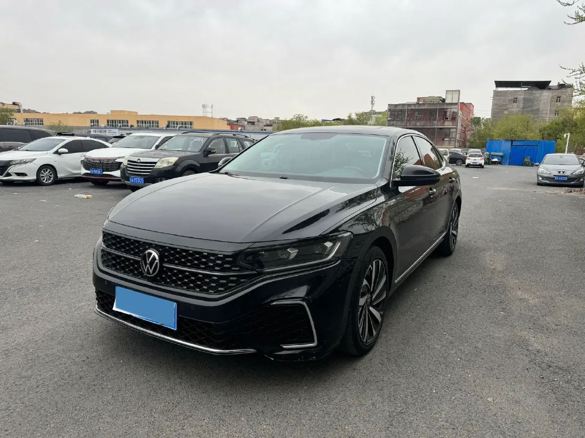 2023 Volkswagen Passat 2.0T 186HP L4 7DCT,autocango,china used car exporter,china ev exporter,chinese used car exporter,chinese used ev exporter