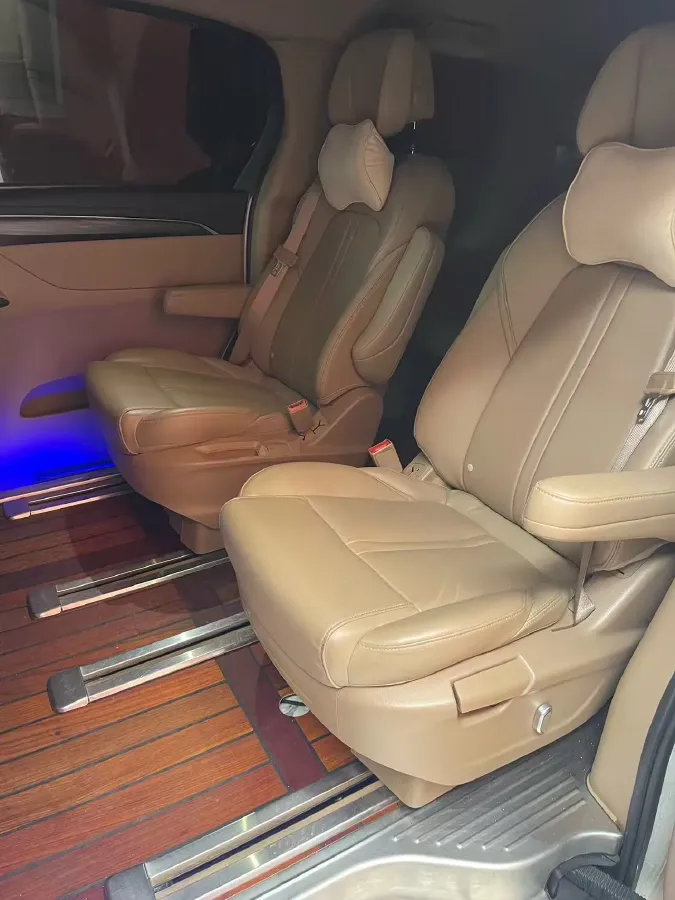 2020 Buick GL8 2.0T 237HP L4 9AT,autocango,china used car exporter,china ev exporter,chinese used car exporter,chinese used ev exporter