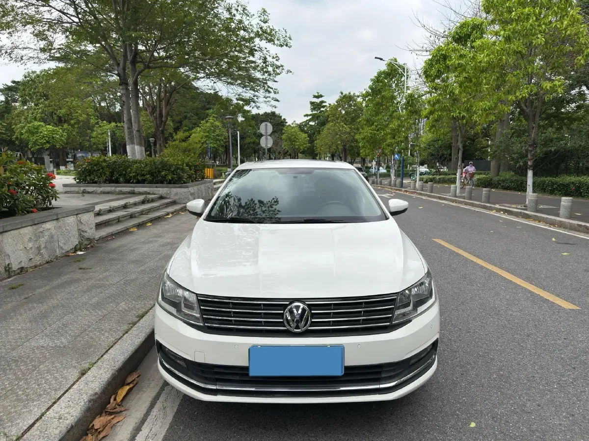 2017 Volkswagen Lavida 1.4T 131HP L4 7DCT,autocango,china used car exporter,china ev exporter,chinese used car exporter,chinese used ev exporter