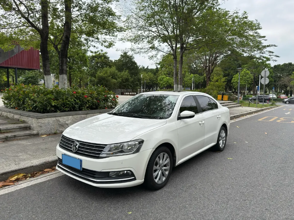 2017 Volkswagen Lavida 1.4T 131HP L4 7DCT,autocango,china used car exporter,china ev exporter,chinese used car exporter,chinese used ev exporter