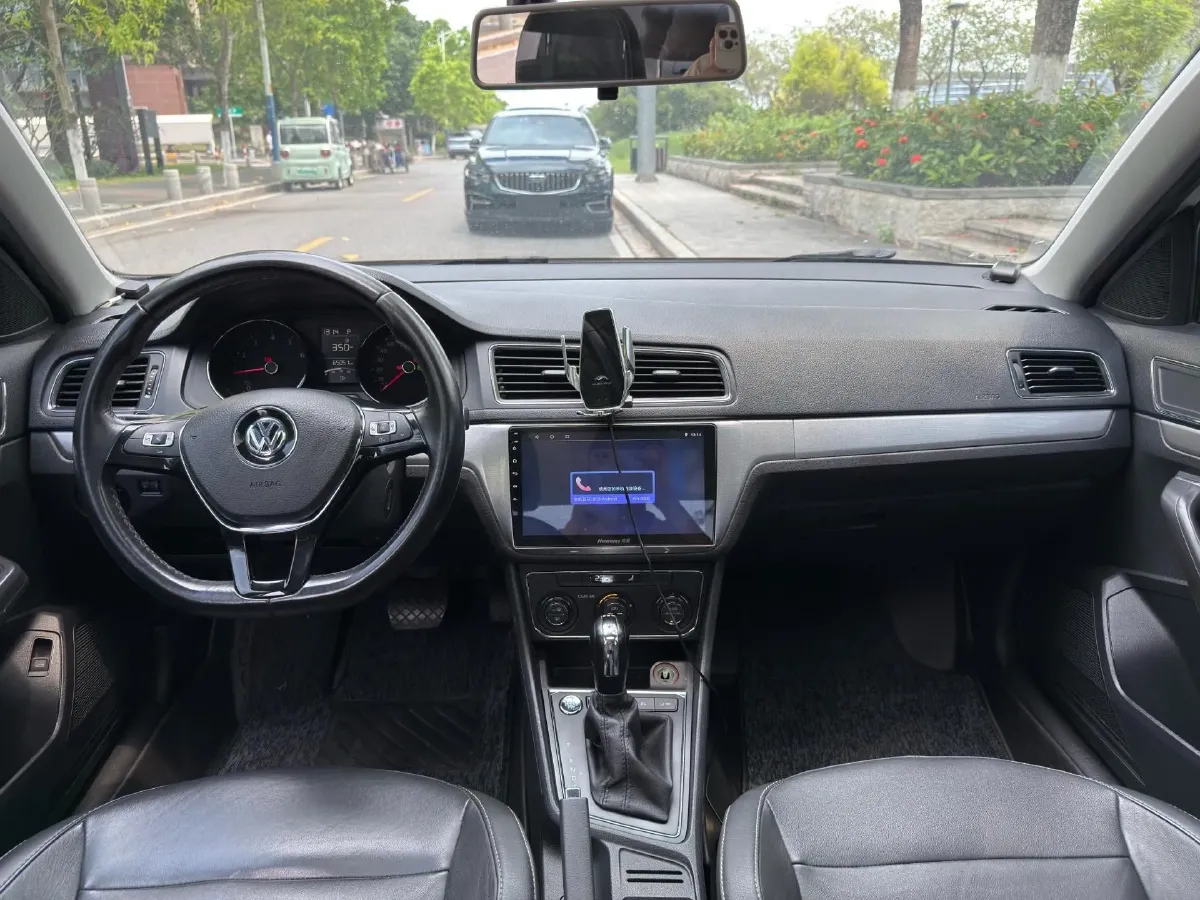 2017 Volkswagen Lavida 1.4T 131HP L4 7DCT,autocango,china used car exporter,china ev exporter,chinese used car exporter,chinese used ev exporter