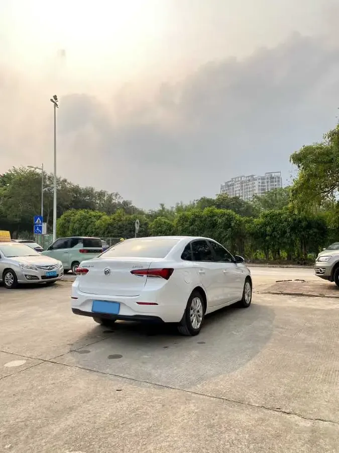 2021 Buick Excelle 1.5L 113HP L4 6AT,autocango,china used car exporter,china ev exporter,chinese used car exporter,chinese used ev exporter
