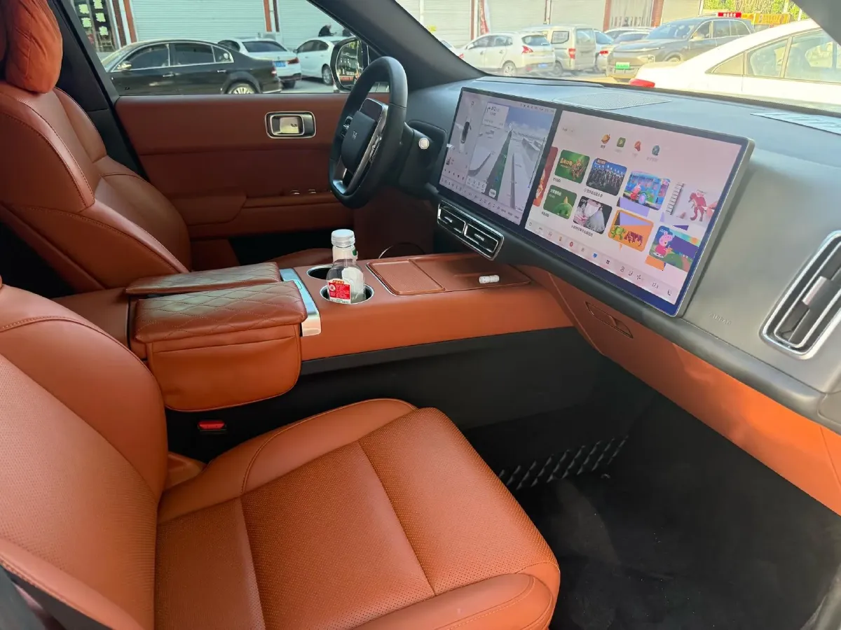 2023 Li L7 Range Extended 154HP REEV 40.9KWH,autocango,china used car exporter,china ev exporter,chinese used car exporter,chinese used ev exporter