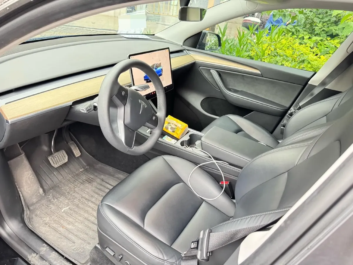 2022 Tesla Model Y BEV 60KWH,autocango,china used car exporter,china ev exporter,chinese used car exporter,chinese used ev exporter