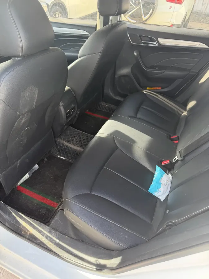 2019 Roewe i6 1.5T 169HP L4 AMT PHEV 9.1KWH,autocango,china used car exporter,china ev exporter,chinese used car exporter,chinese used ev exporter