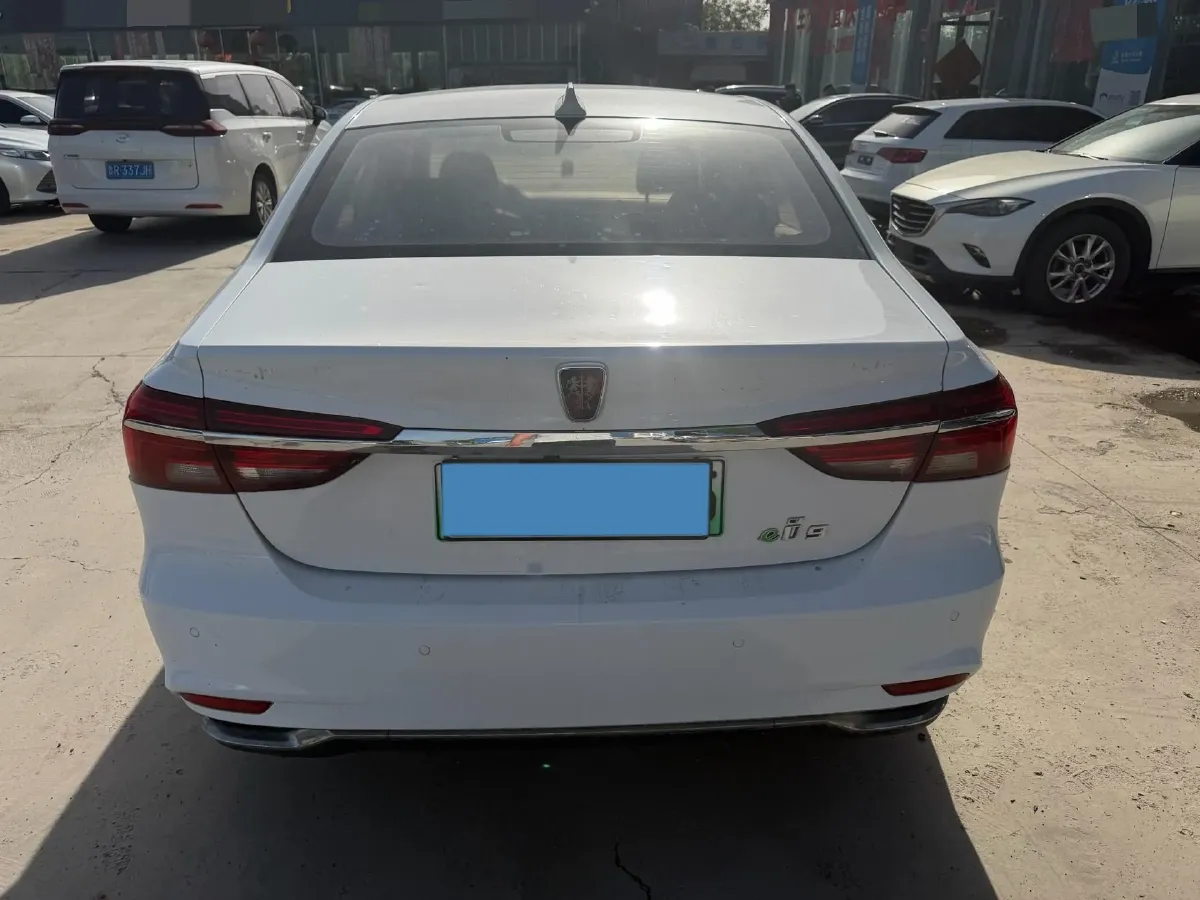 2019 Roewe i6 1.5T 169HP L4 AMT PHEV 9.1KWH,autocango,china used car exporter,china ev exporter,chinese used car exporter,chinese used ev exporter