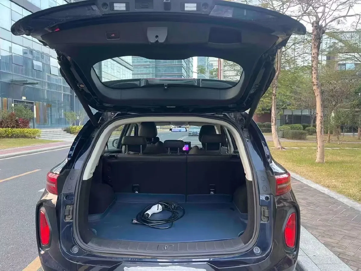 2024 Skyworth HT-i 1.5L 110HP L4 E-CVT PHEV 21.68KWH,autocango,china used car exporter,china ev exporter,chinese used car exporter,chinese used ev exporter