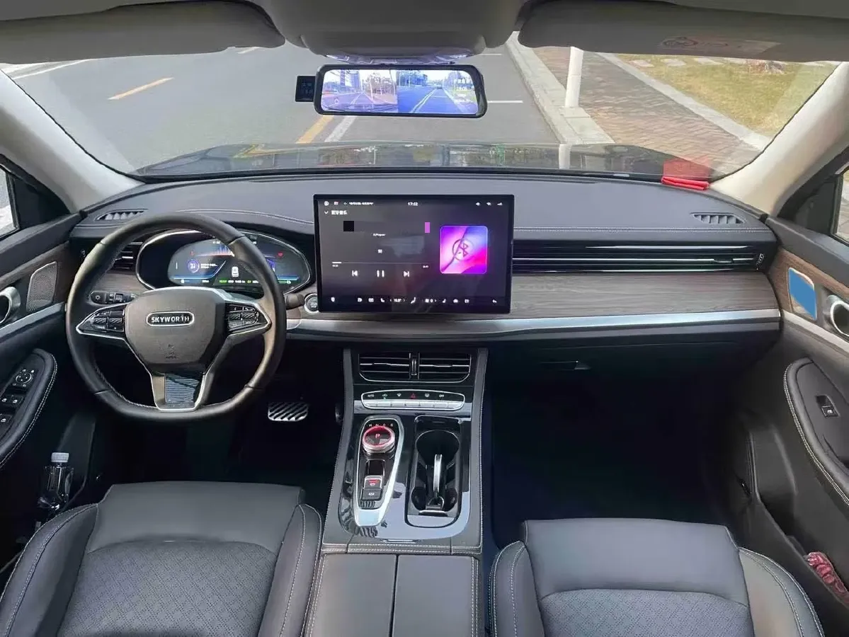 2024 Skyworth HT-i 1.5L 110HP L4 E-CVT PHEV 21.68KWH,autocango,china used car exporter,china ev exporter,chinese used car exporter,chinese used ev exporter