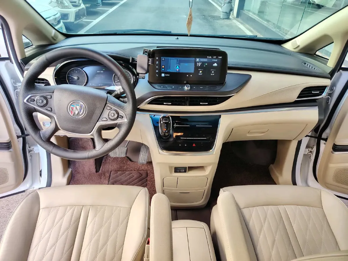 2023 Buick GL8 2.0T 237HP L4 9AT,autocango,china used car exporter,china ev exporter,chinese used car exporter,chinese used ev exporter