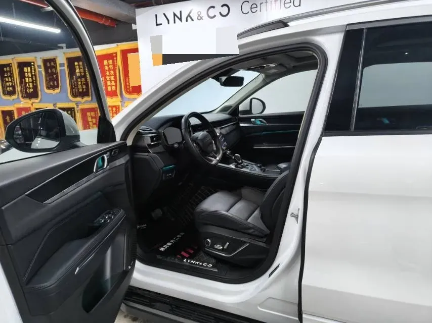 2021 LYNK&CO 01 2.0T 218HP L4 8AT,autocango,china used car exporter,china ev exporter,chinese used car exporter,chinese used ev exporter