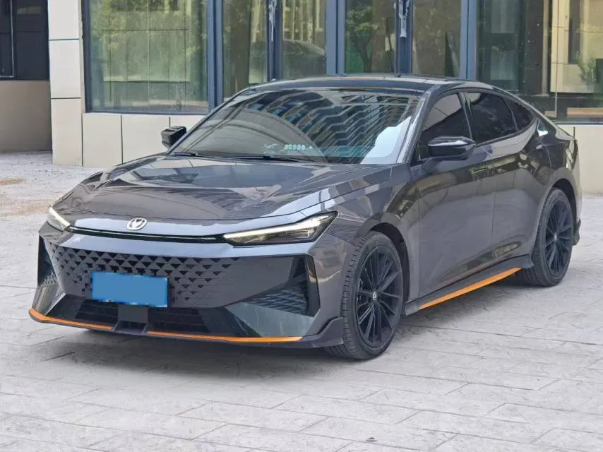 2024 ChangAn UNI-V 1.5T 188HP L4 7DCT,autocango,china used car exporter,china ev exporter,chinese used car exporter,chinese used ev exporter