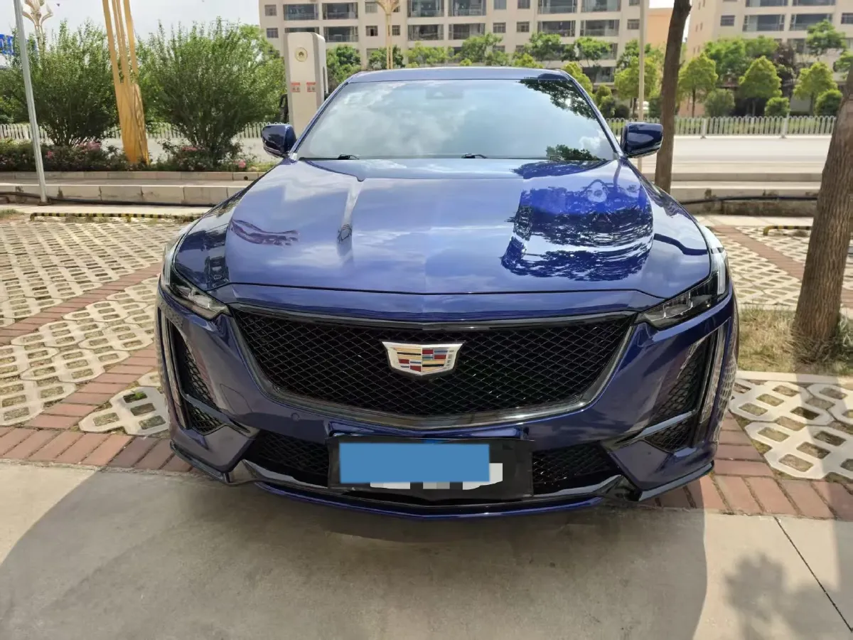 2024 Cadillac CT5 2.0T 237HP L4 10AT,autocango,china used car exporter,china ev exporter,chinese used car exporter,chinese used ev exporter