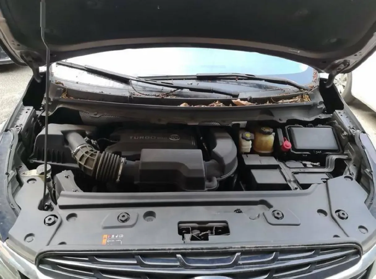 2021 Buick GL8 2.0T 237HP L4 9AT,autocango,china used car exporter,china ev exporter,chinese used car exporter,chinese used ev exporter