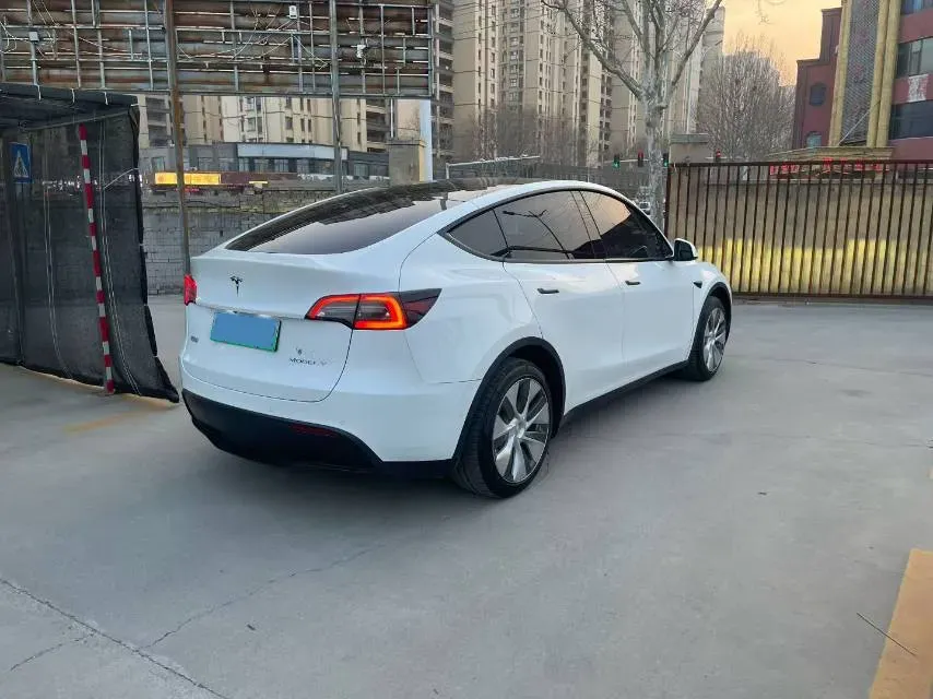 2022 Tesla Model Y BEV 60KWH,autocango,china used car exporter,china ev exporter,chinese used car exporter,chinese used ev exporter