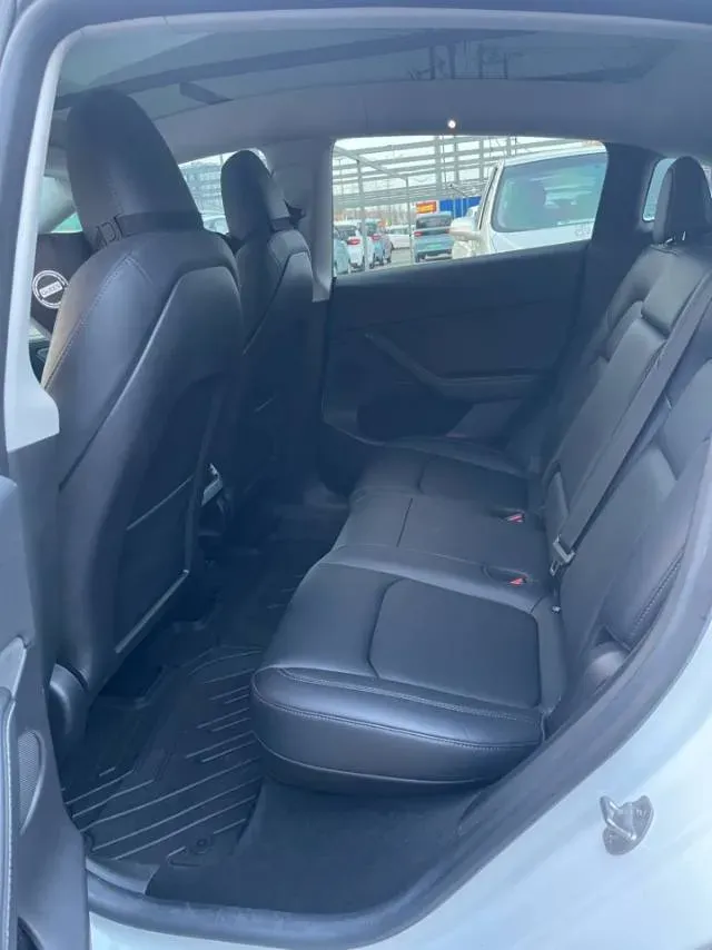 2022 Tesla Model Y BEV 60KWH,autocango,china used car exporter,china ev exporter,chinese used car exporter,chinese used ev exporter