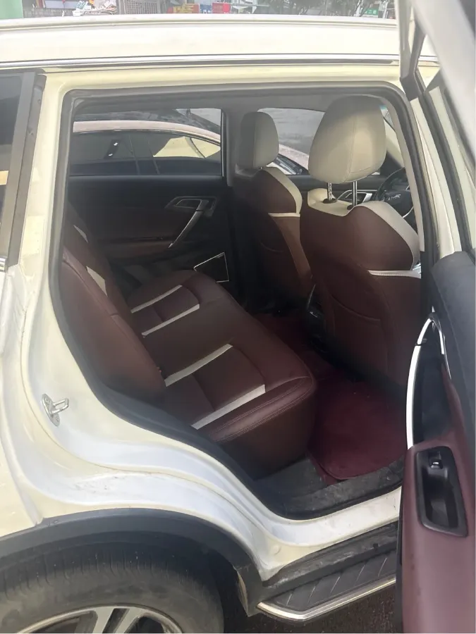 2022 Geely Azkarra 1.8T 184HP L4 7DCT,autocango,china used car exporter,china ev exporter,chinese used car exporter,chinese used ev exporter