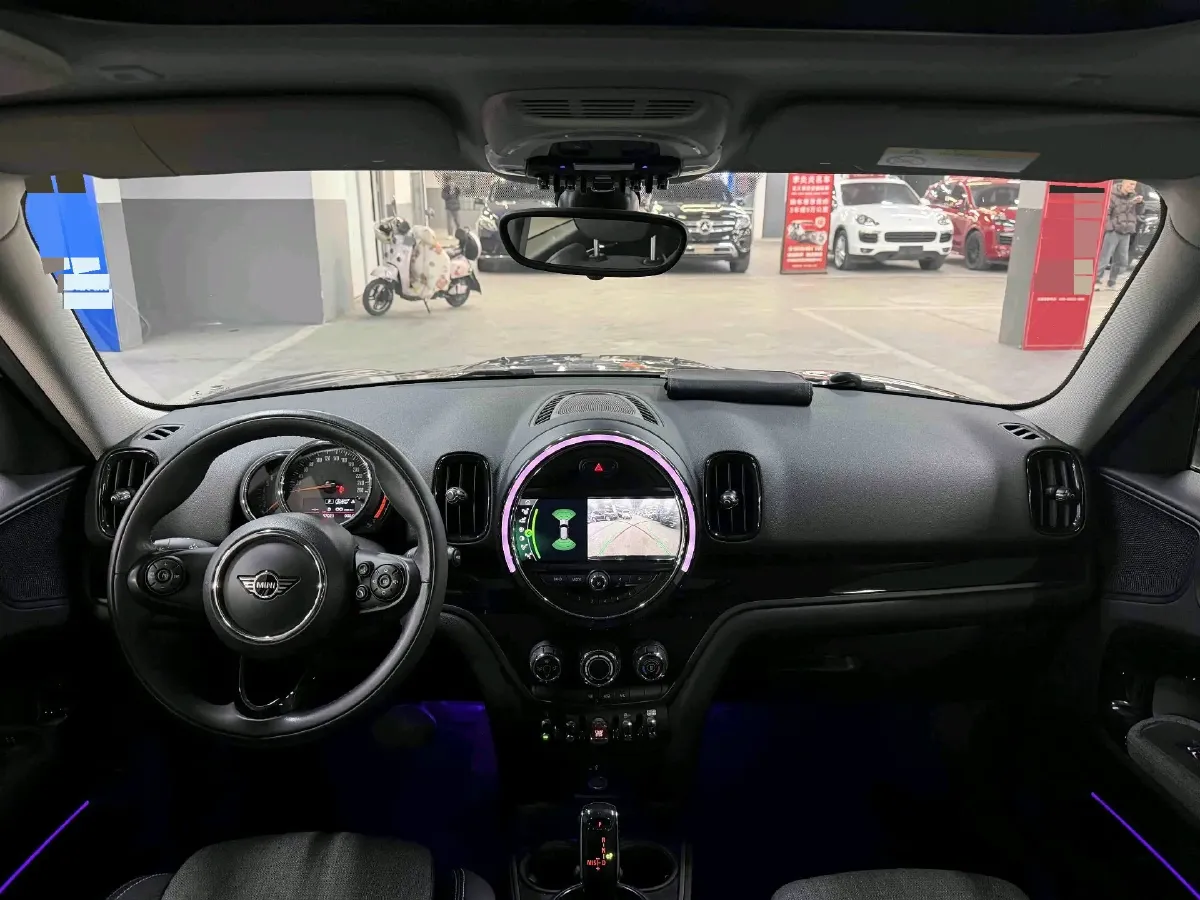 2020 MINI COUNTRYMAN 1.5T 136HP L3 8AT,autocango,china used car exporter,china ev exporter,chinese used car exporter,chinese used ev exporter
