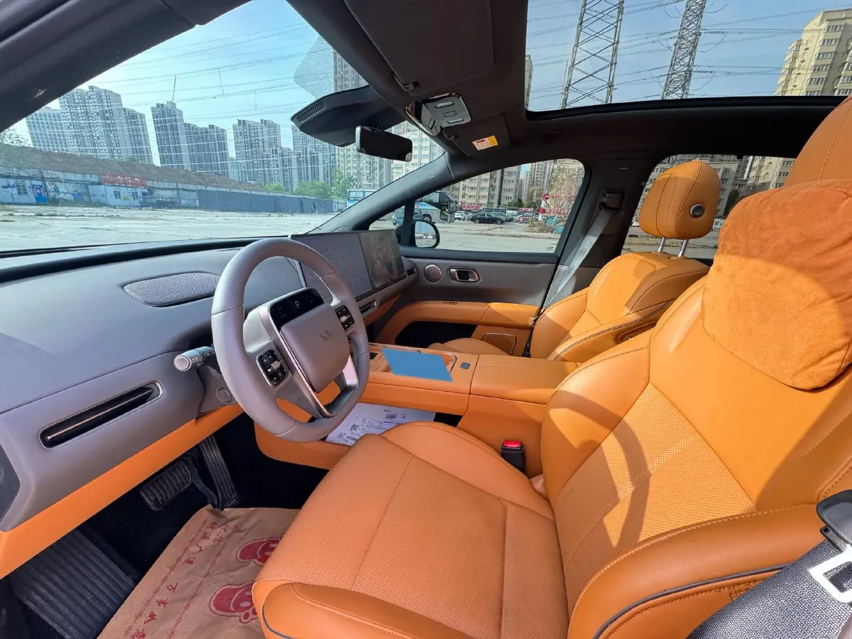 2025 Li i8 BEV,autocango,china used car exporter,china ev exporter,chinese used car exporter,chinese used ev exporter