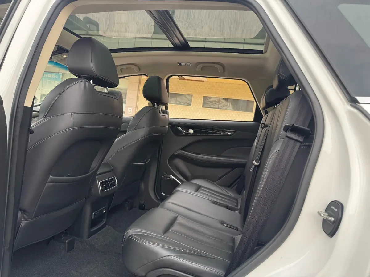 2019 Jetour X90 1.6T 197HP L4 7DCT,autocango,china used car exporter,china ev exporter,chinese used car exporter,chinese used ev exporter