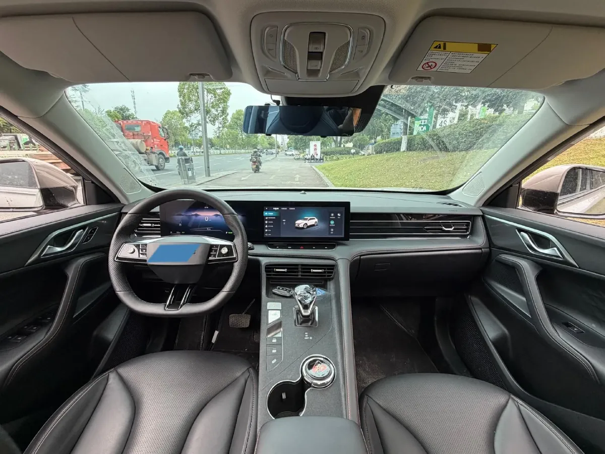 2023 Roewe RX5 1.5T 188HP L4 AMT PHEV 12.3KWH,autocango,china used car exporter,china ev exporter,chinese used car exporter,chinese used ev exporter