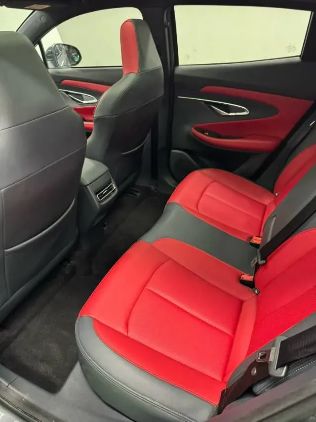 2020 ChangAn UNI-T 1.5T 180HP L4 7DCT,autocango,china used car exporter,china ev exporter,chinese used car exporter,chinese used ev exporter