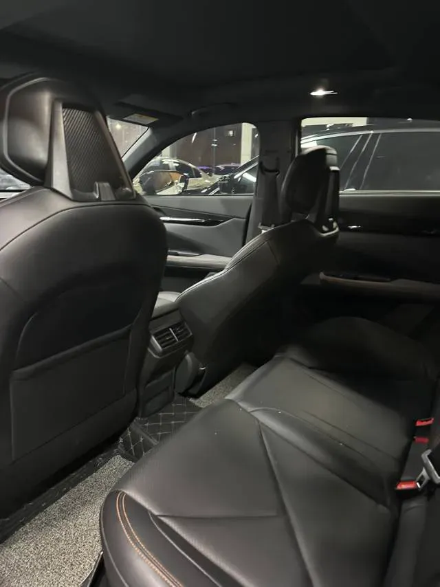 2022 ChangAn UNI-V 1.5T 188HP L4 7DCT,autocango,china used car exporter,china ev exporter,chinese used car exporter,chinese used ev exporter