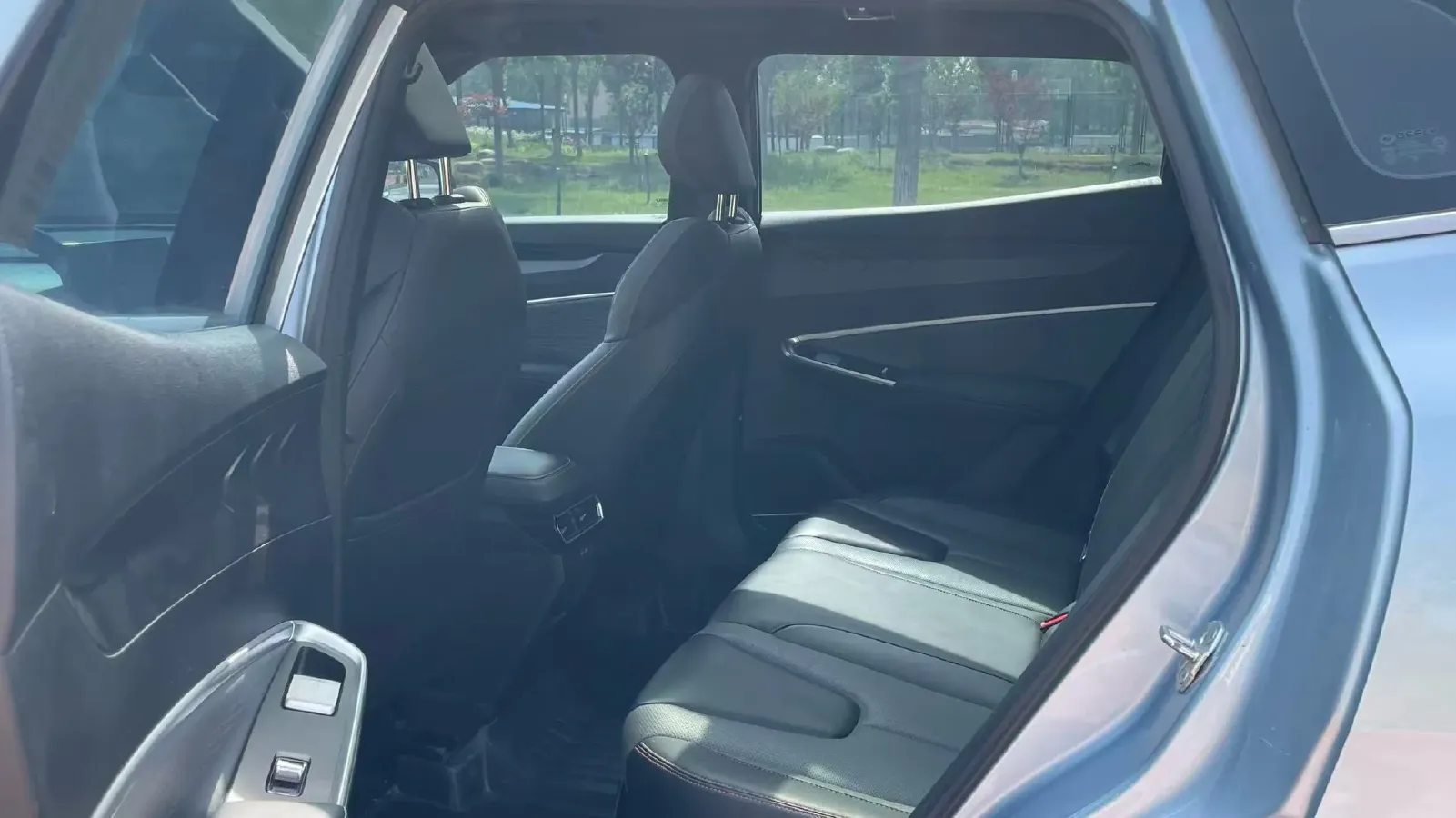 2023 Geely Azkarra 1.5T 181HP L4 7DCT,autocango,china used car exporter,china ev exporter,chinese used car exporter,chinese used ev exporter