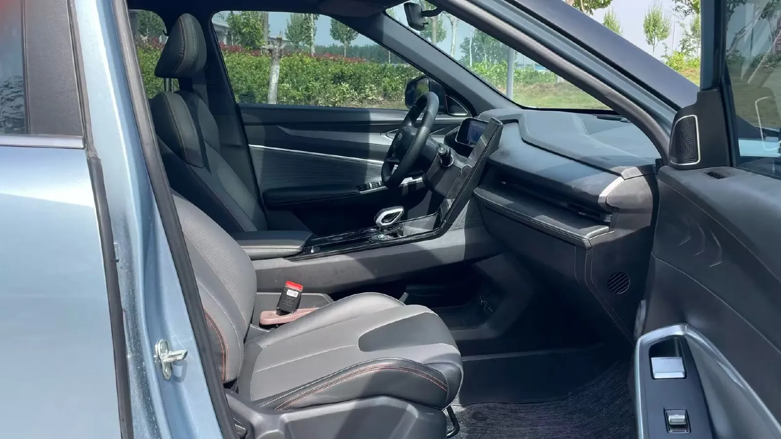 2023 Geely Azkarra 1.5T 181HP L4 7DCT,autocango,china used car exporter,china ev exporter,chinese used car exporter,chinese used ev exporter