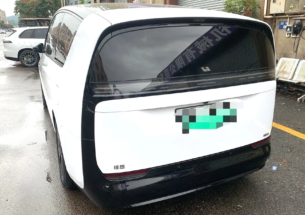 2024 Li MEGA BEV 102.7KWH,autocango,china used car exporter,china ev exporter,chinese used car exporter,chinese used ev exporter