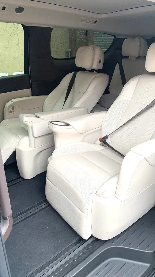 2024 Li MEGA BEV 102.7KWH,autocango,china used car exporter,china ev exporter,chinese used car exporter,chinese used ev exporter