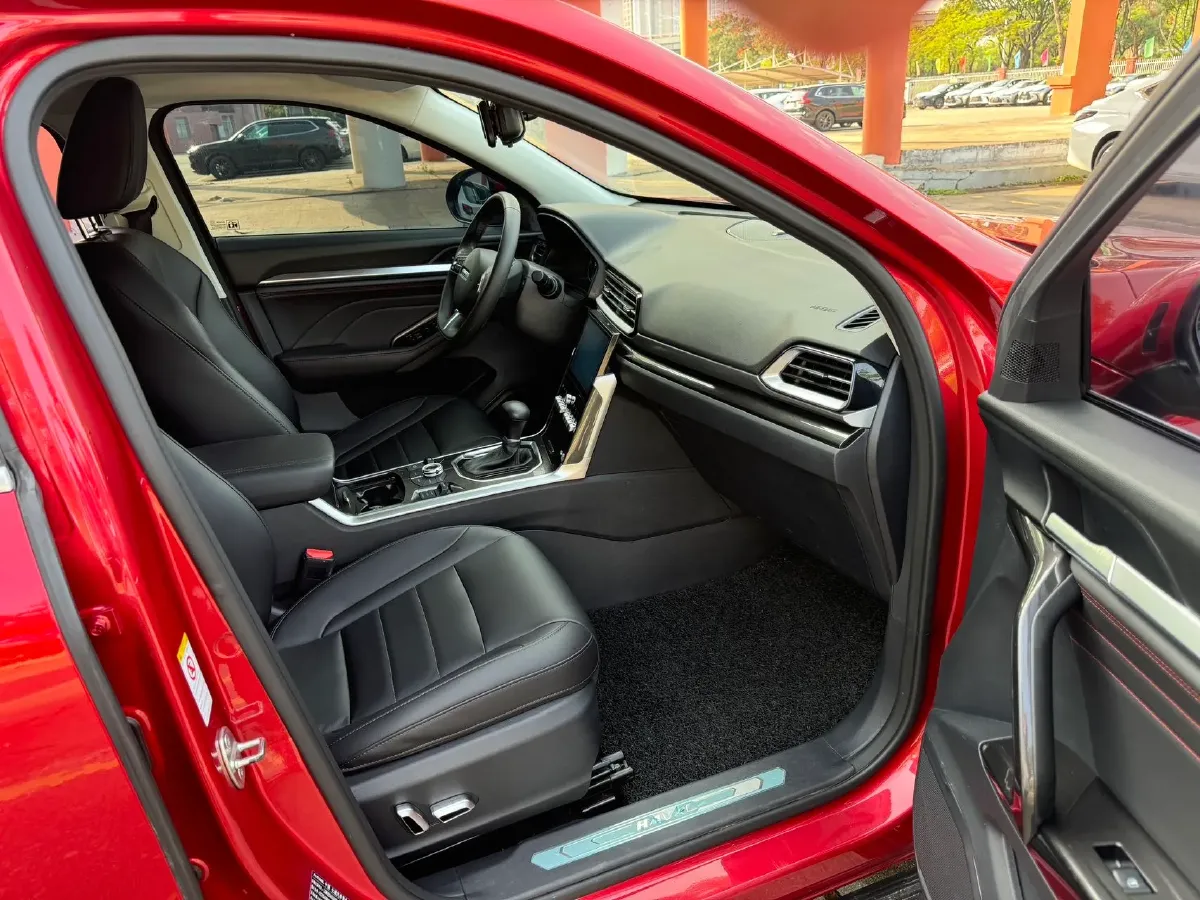 2018 Haval F5 1.5T 169HP L4 7DCT,autocango,china used car exporter,china ev exporter,chinese used car exporter,chinese used ev exporter