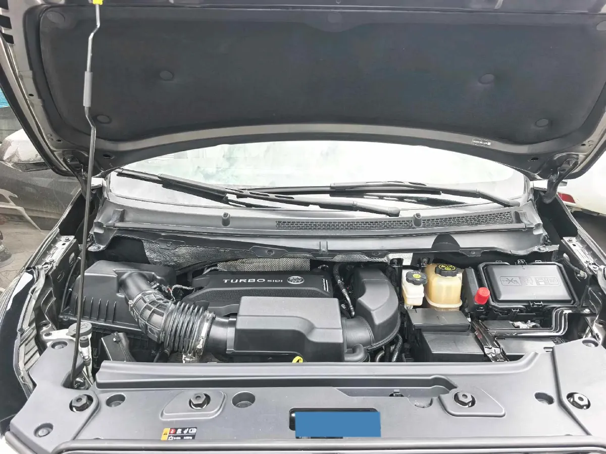 2022 Buick GL8 2.0T 237HP L4 9AT,autocango,china used car exporter,china ev exporter,chinese used car exporter,chinese used ev exporter