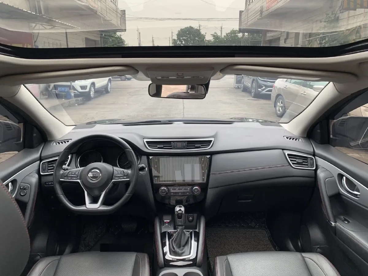 2021 Nissan Qashqai 2.0L 151HP L4 CVT,autocango,china used car exporter,china ev exporter,chinese used car exporter,chinese used ev exporter
