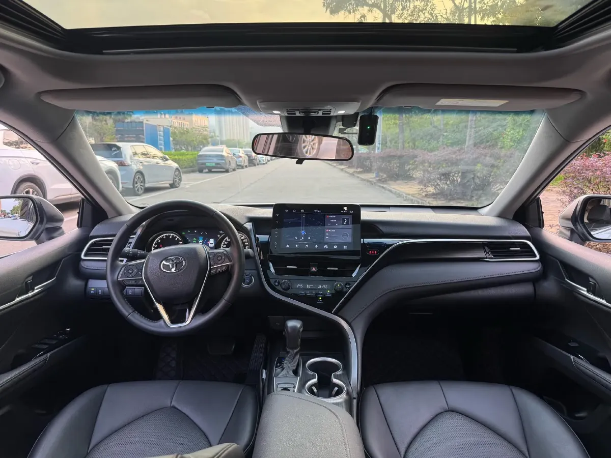 2023 Toyota Camry 2.0L 177HP L4 CVT,autocango,china used car exporter,china ev exporter,chinese used car exporter,chinese used ev exporter