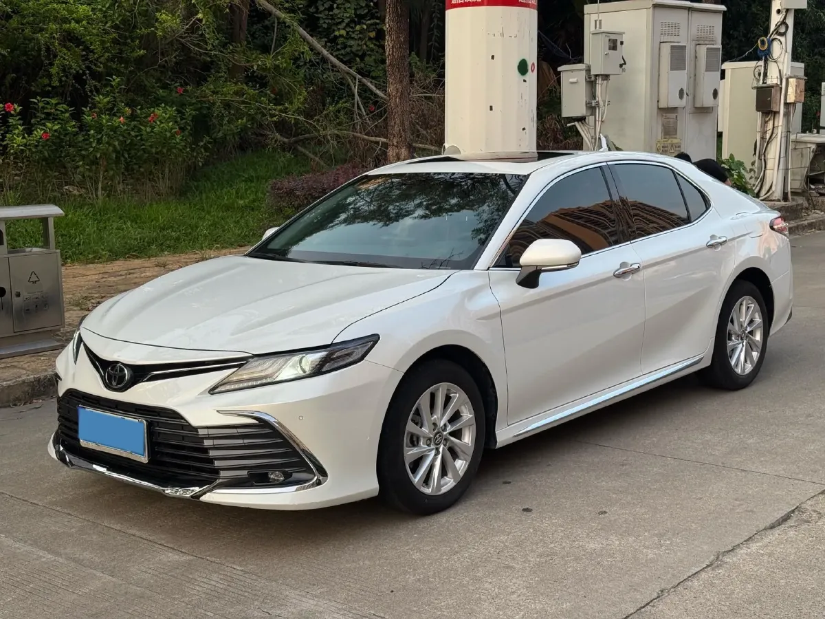 2023 Toyota Camry 2.0L 177HP L4 CVT,autocango,china used car exporter,china ev exporter,chinese used car exporter,chinese used ev exporter
