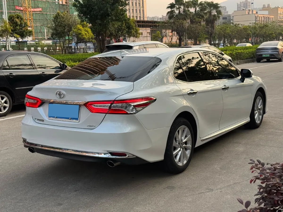 2023 Toyota Camry 2.0L 177HP L4 CVT,autocango,china used car exporter,china ev exporter,chinese used car exporter,chinese used ev exporter