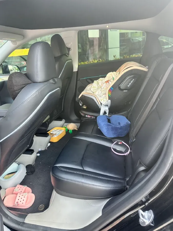 2022 Tesla Model Y BEV 60KWH,autocango,china used car exporter,china ev exporter,chinese used car exporter,chinese used ev exporter