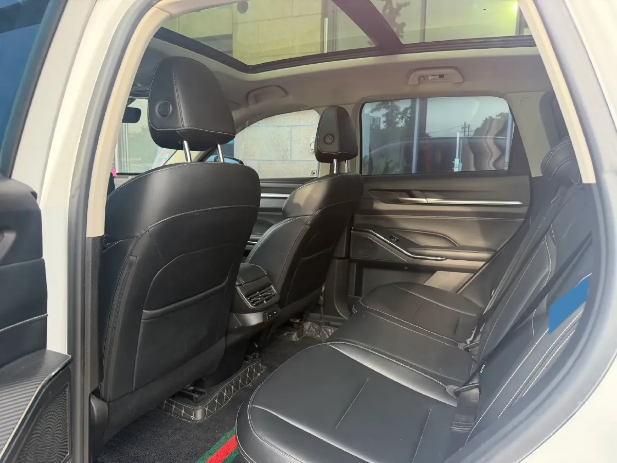 2021 Haval H6 1.5T 169HP L4 7DCT,autocango,china used car exporter,china ev exporter,chinese used car exporter,chinese used ev exporter