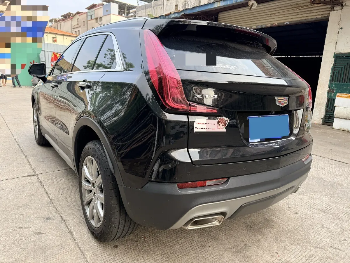 2022 Cadillac XT4 2.0T 237HP L4 9AT,autocango,china used car exporter,china ev exporter,chinese used car exporter,chinese used ev exporter
