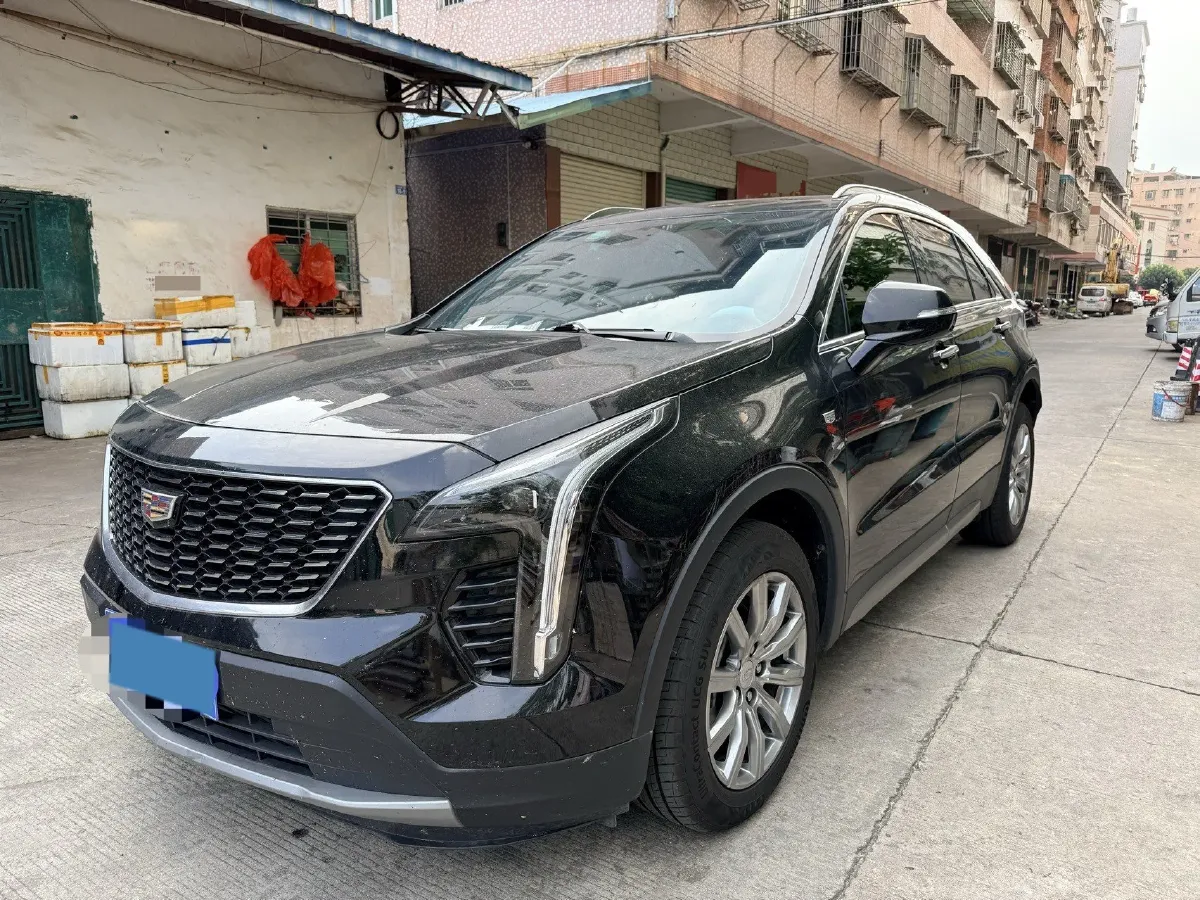 2022 Cadillac XT4 2.0T 237HP L4 9AT,autocango,china used car exporter,china ev exporter,chinese used car exporter,chinese used ev exporter