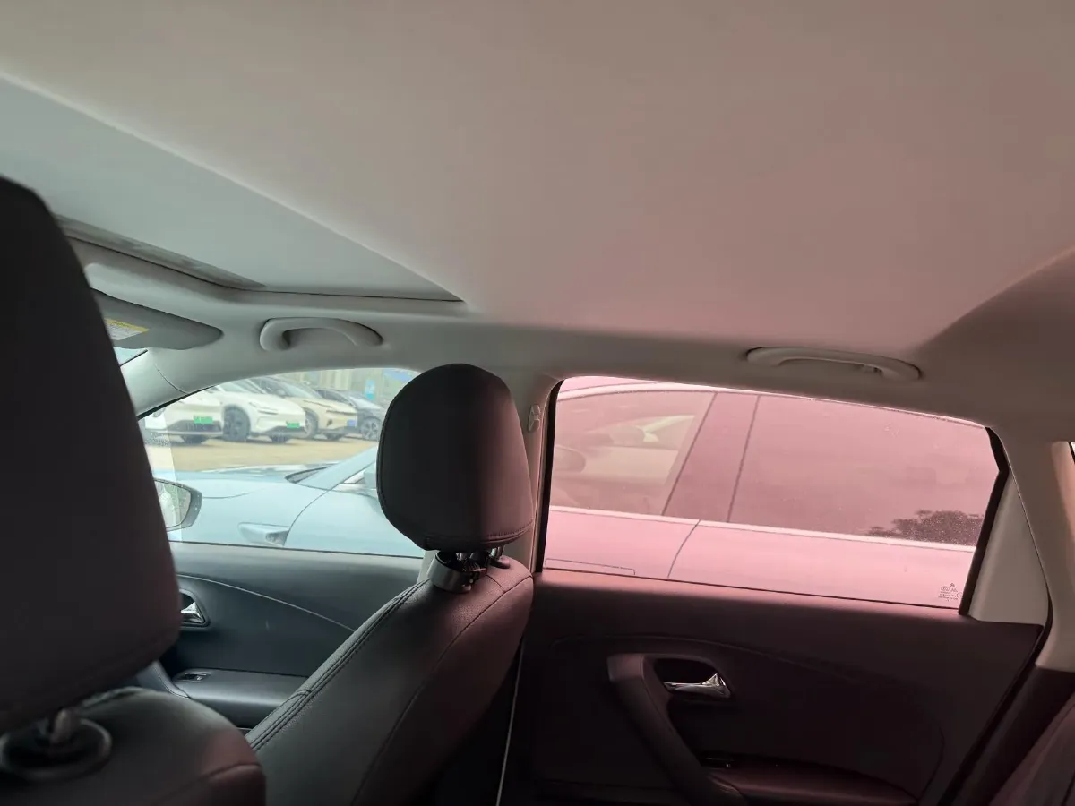 2016 Volkswagen Polo 1.6L 110HP L4 6AT,autocango,china used car exporter,china ev exporter,chinese used car exporter,chinese used ev exporter