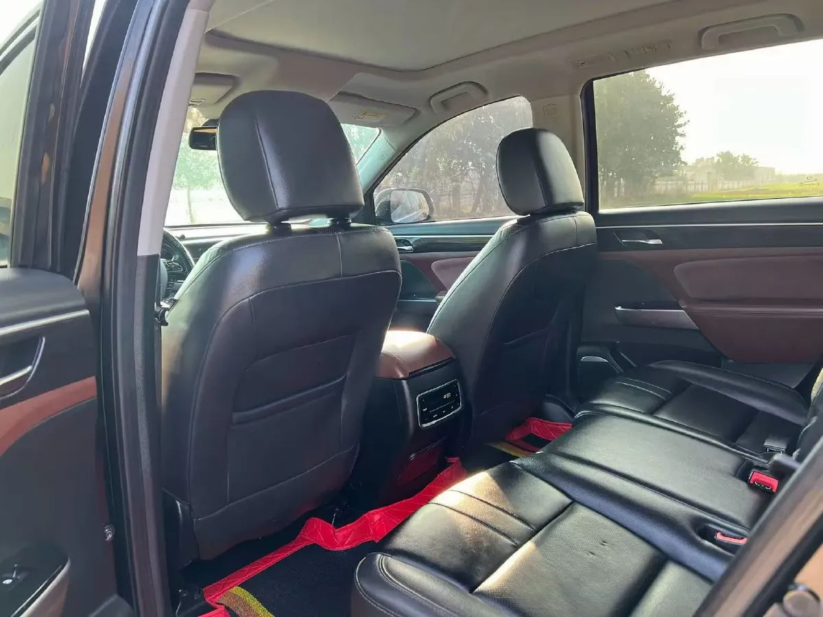 2017 GAC Trumpchi GS8 2.0T 201HP L4 6AT,autocango,china used car exporter,china ev exporter,chinese used car exporter,chinese used ev exporter