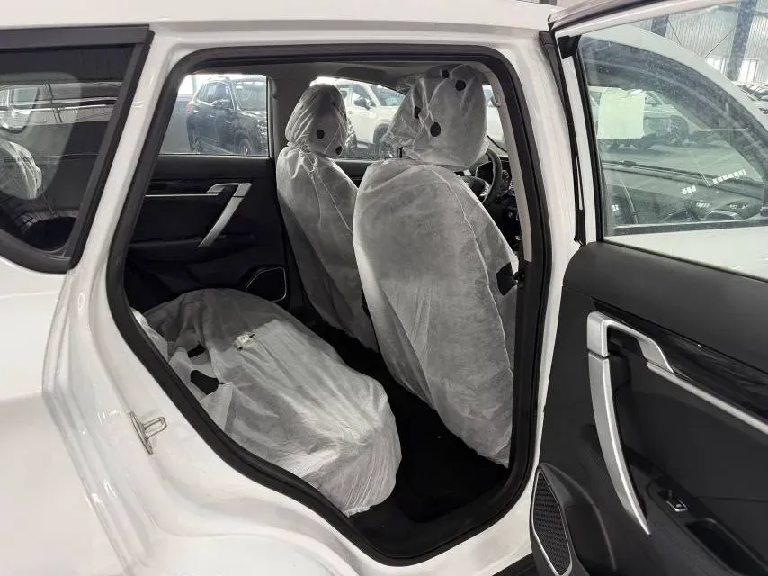 2025 Geely Coolray 1.5L 126HP L4 CVT,autocango,china used car exporter,china ev exporter,chinese used car exporter,chinese used ev exporter