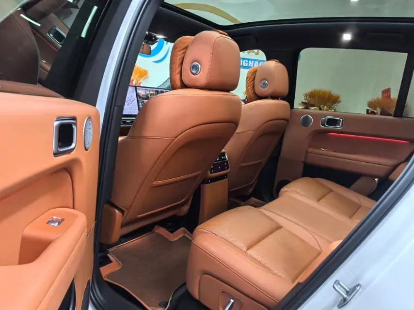 2024 Li L6 Range Extended 154HP L4 REEV 36.8KWH,autocango,china used car exporter,china ev exporter,chinese used car exporter,chinese used ev exporter