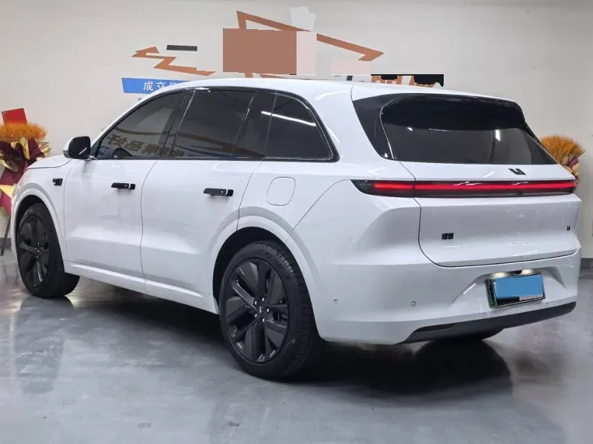 2024 Li L6 Range Extended 154HP L4 REEV 36.8KWH,autocango,china used car exporter,china ev exporter,chinese used car exporter,chinese used ev exporter