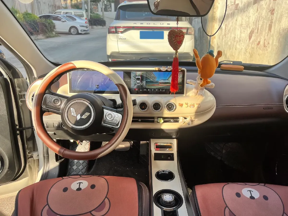 2024 WuLing BinGuo BEV 31.9KWH,autocango,china used car exporter,china ev exporter,chinese used car exporter,chinese used ev exporter