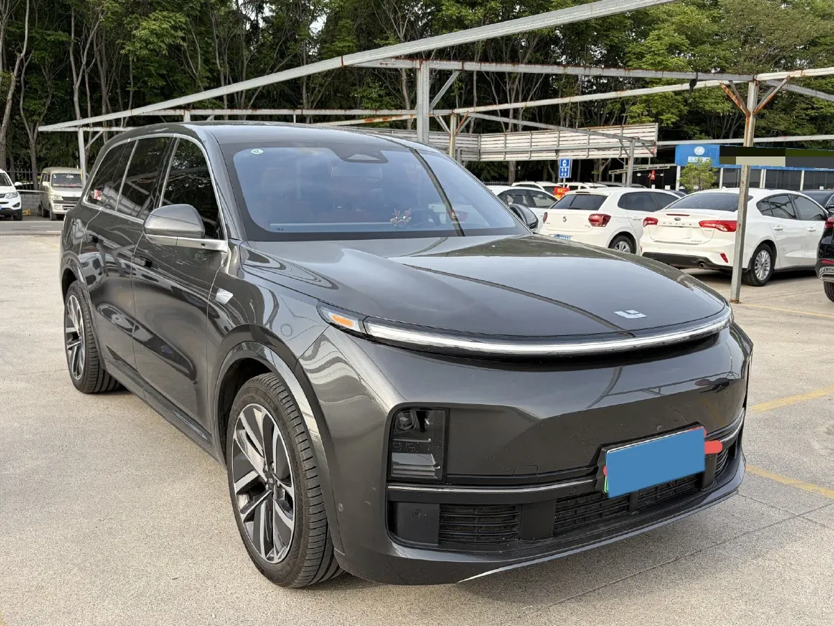 2023 Li L9 Range Extended 154HP REEV 42.6KWH,autocango,china used car exporter,china ev exporter,chinese used car exporter,chinese used ev exporter