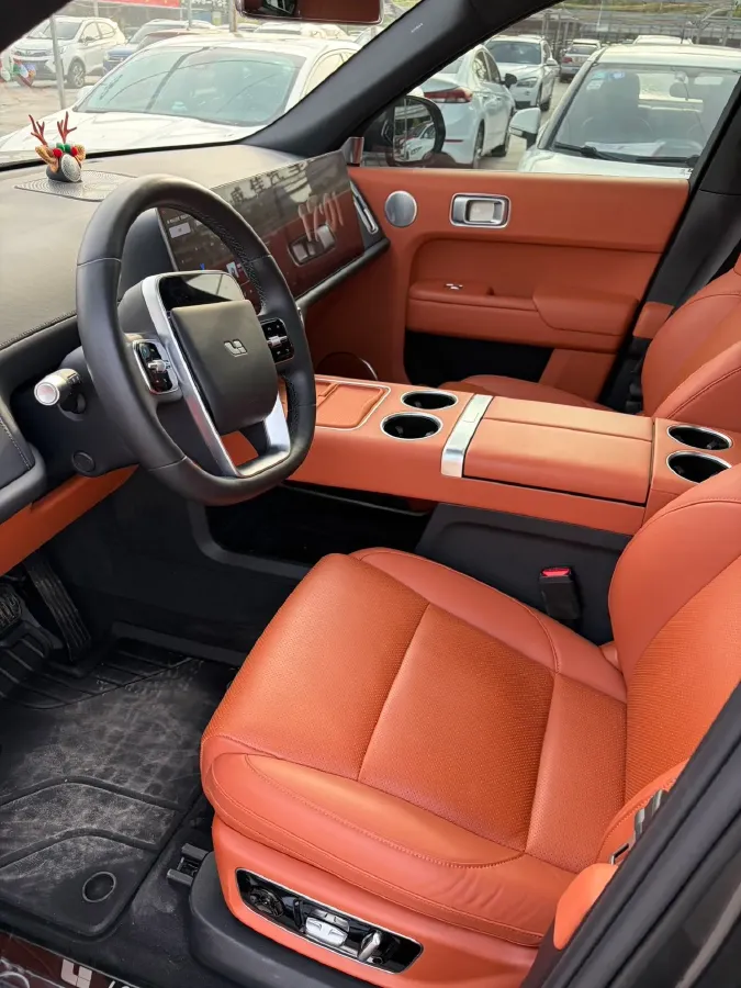 2023 Li L9 Range Extended 154HP REEV 42.6KWH,autocango,china used car exporter,china ev exporter,chinese used car exporter,chinese used ev exporter