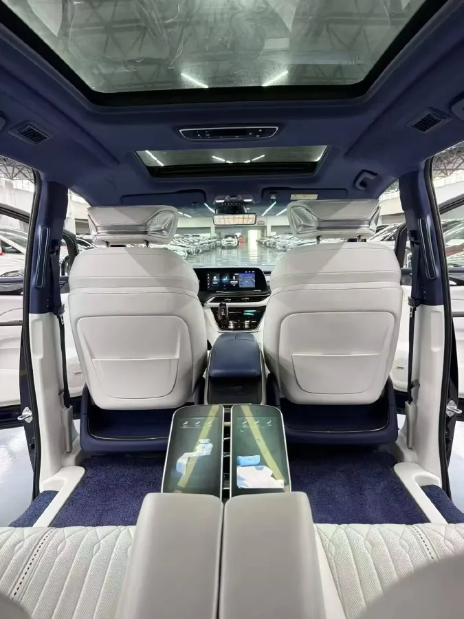 2020 Buick GL8 2.0T 237HP L4 9AT,autocango,china used car exporter,china ev exporter,chinese used car exporter,chinese used ev exporter